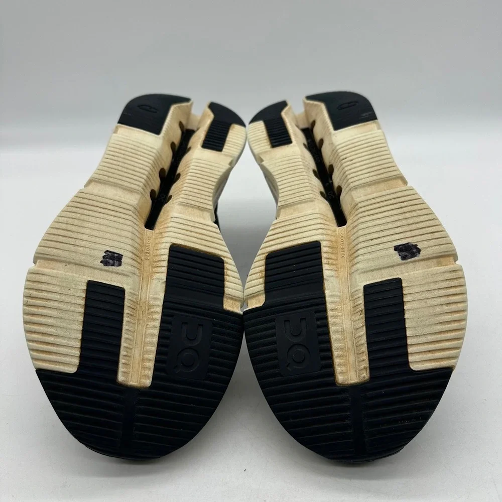 On Running 26.99677 Womens Size 9.5 Black White Cloudnova Sneaker Athletic Shoes